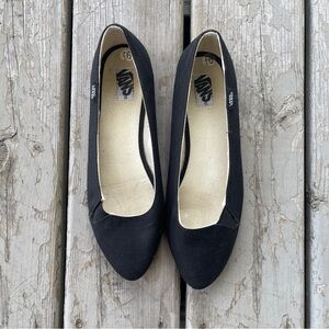 RARE Vans Black Women's Slip-On Ballet Flats size 9.5 great condition!